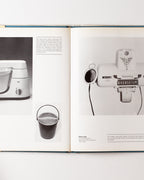 Plastics: Common Objects Classic Designs (with A Collector's Guide)