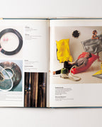 Plastics: Common Objects Classic Designs (with A Collector's Guide)